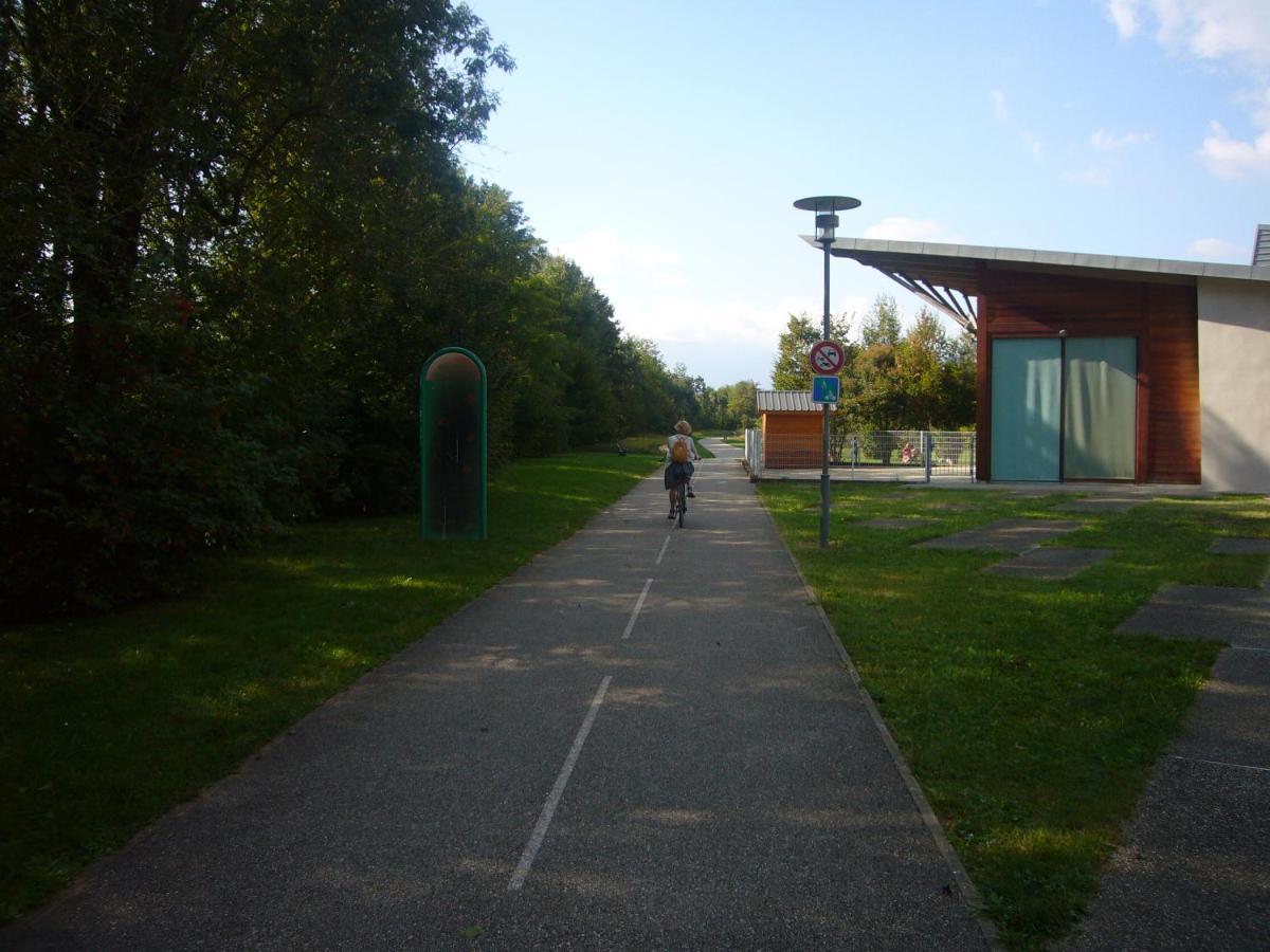Zimmer Mit Fruehstueck Challes-les-Eaux Extérieur photo