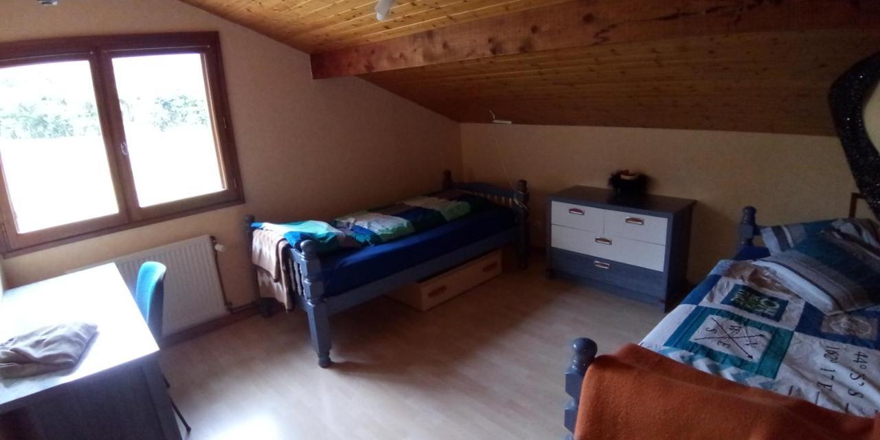 Zimmer Mit Fruehstueck Challes-les-Eaux Extérieur photo